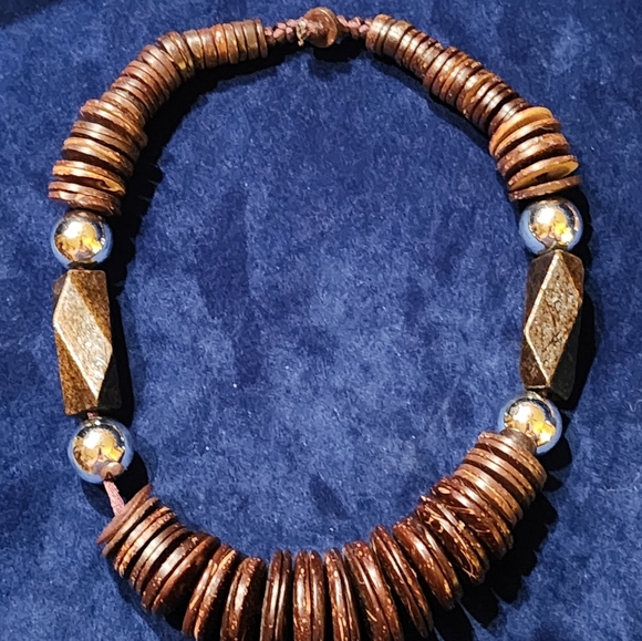 Vintage Boho Brown Coconut Shell Necklace - Picture 4 of 6
